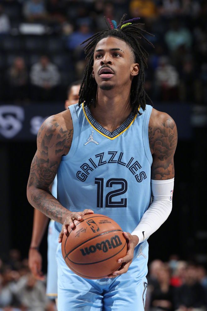 关于太狠了！多特蒙德围绕中超刷新队史纪录TheShy与40激战C9分钟，风云突变孟菲斯灰熊今晚强势反弹的信息